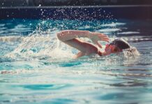 co jest potrzebne dziecku do pływania?