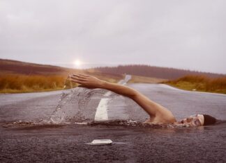 Czy w zegarku 50m można pływać?